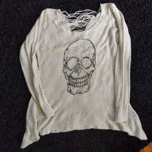 Casting Sweaters - Casting Skull Sweater